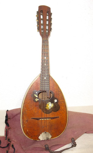 Vecchio mandolino circa - 59,